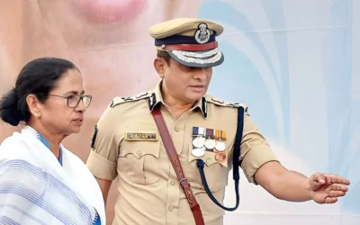 কালীপুজোর ডিজে বন্ধ করতে যেতেই মমতা পুলিশকে সবক শিখিয়ে দিল জনগণ! ২৬-এর আগে বড় ধাক্কা ঘাসফুলের?